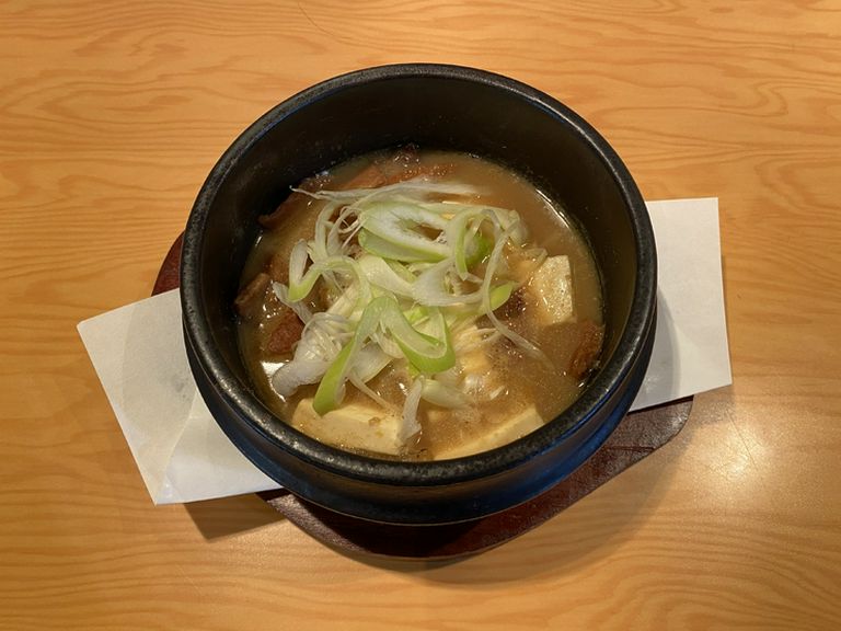 牛モツ煮込み