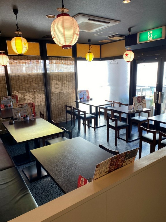 4名席＋3テーブル