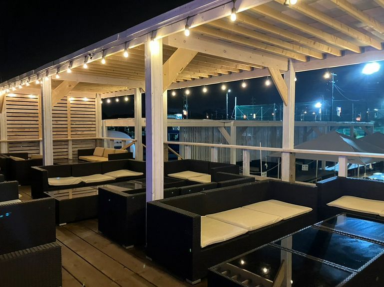 ソファ席(団体様用)6名以上〜14名