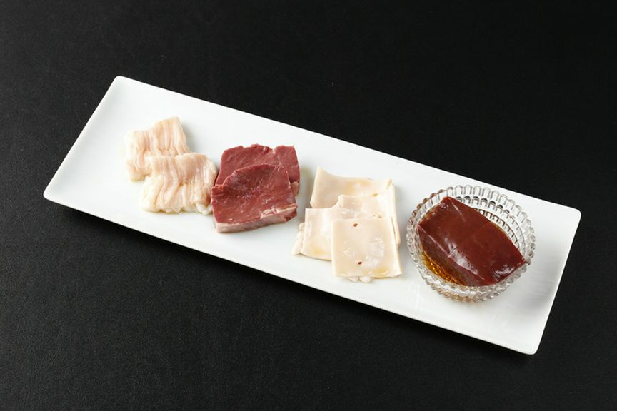 極ホルモン盛り合わせ《塩/味噌》