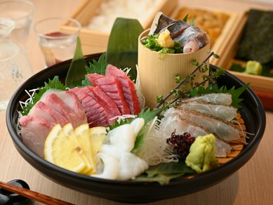 飲み頃の日本酒で、旬の逸品がさらに味わい深くなる