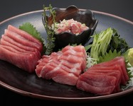 板前寿司こだわりの天然の本まぐろをご堪能ください。天然ものならではのまぐろの味をお届け致します。