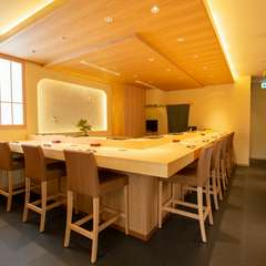 月島散策を兼ねて訪れるのも楽しい、西仲通りの隠れ家寿司店