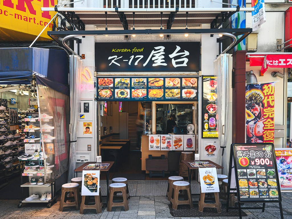 2人の素敵な時間をカジュアルに過ごせるカフェ＆屋台