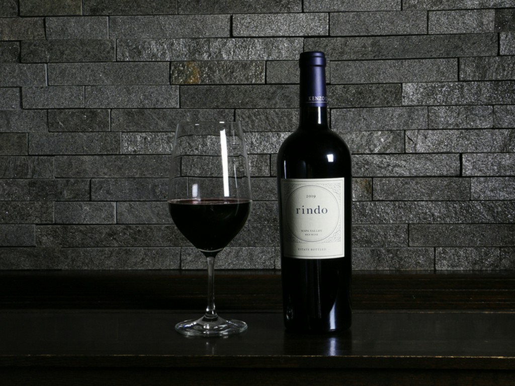 ソムリエ厳選のワインが揃い、ペアリングの提案もきめ細やか