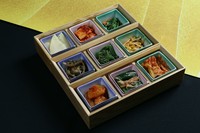 少しずつ様々な種類を盛合せにした彩り鮮やかな逸品です。