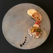 風情ある古民家を舞台としたJAZZが流れる大宮の隠れ家。洗練されたお洒落な空間で体験する非日常感、味わいと雰囲気が融合する特別なひとときを。