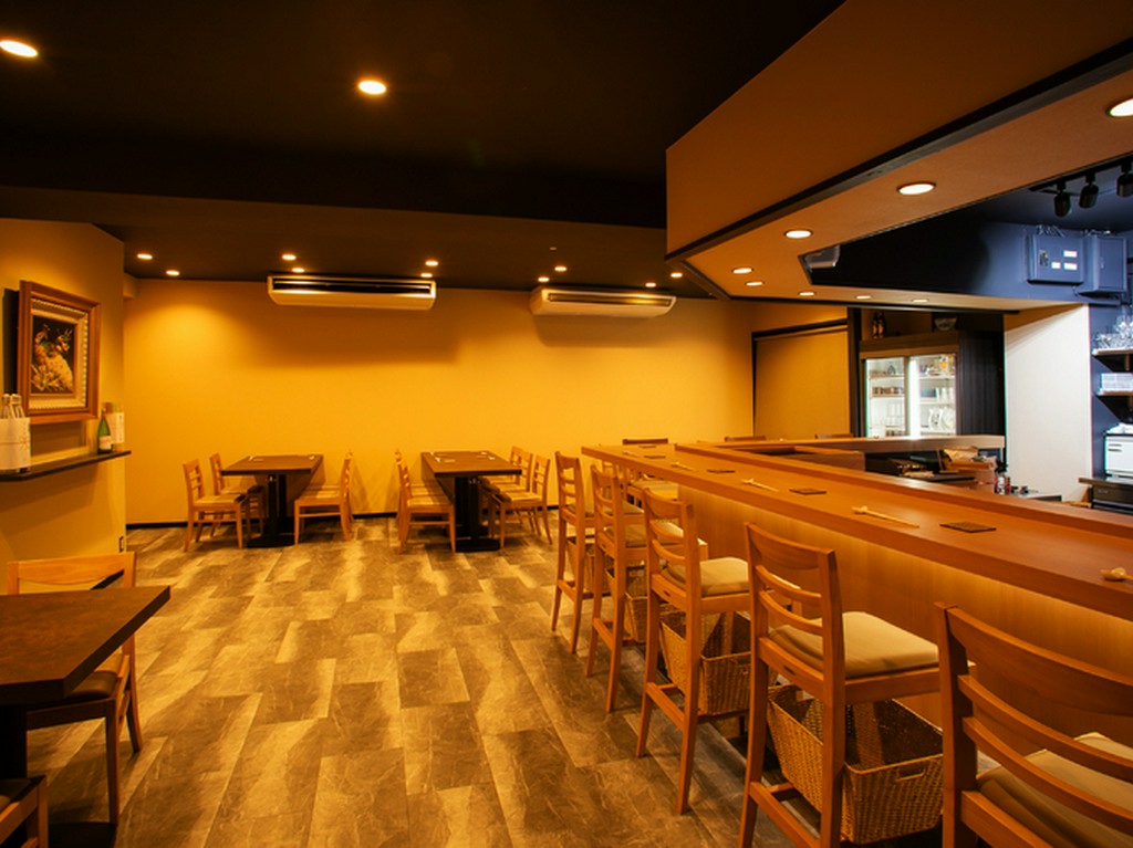 食通をもてなすビジネスシーンにも安心して臨める一軒