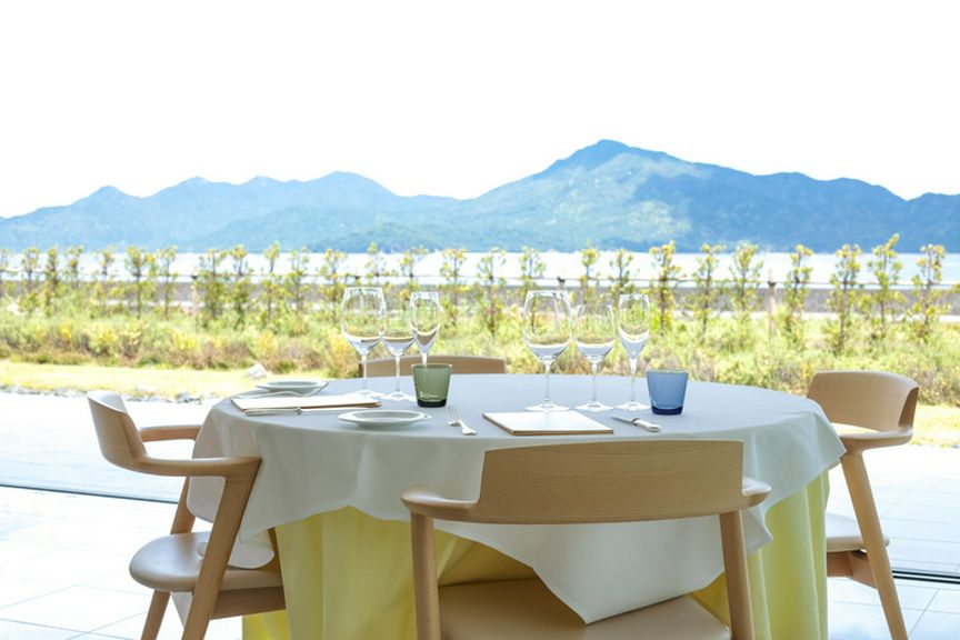 ランチ、ディナーに合わせて、ペアリングもございます。