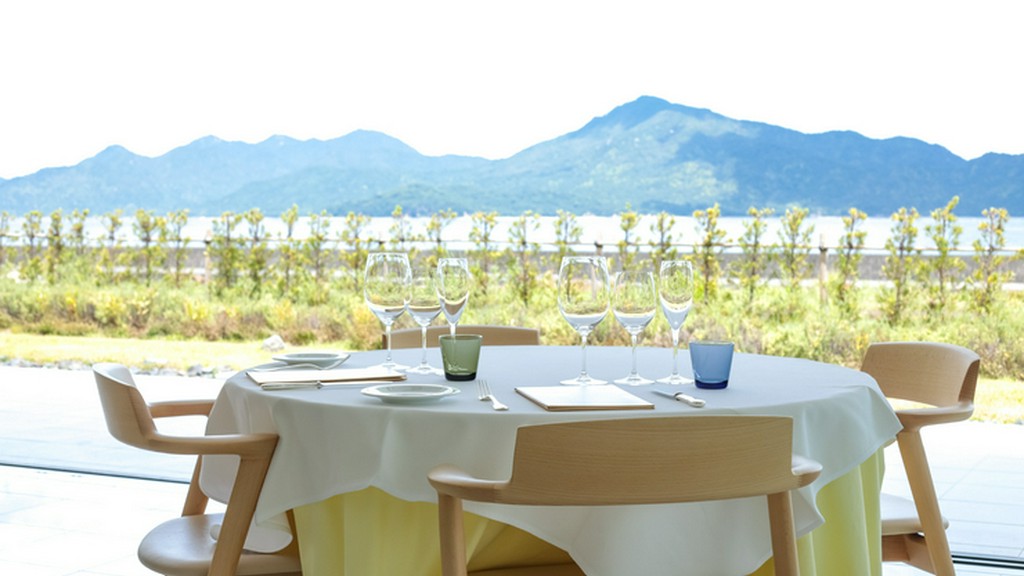 ランチ、ディナーに合わせて、ペアリングもございます。