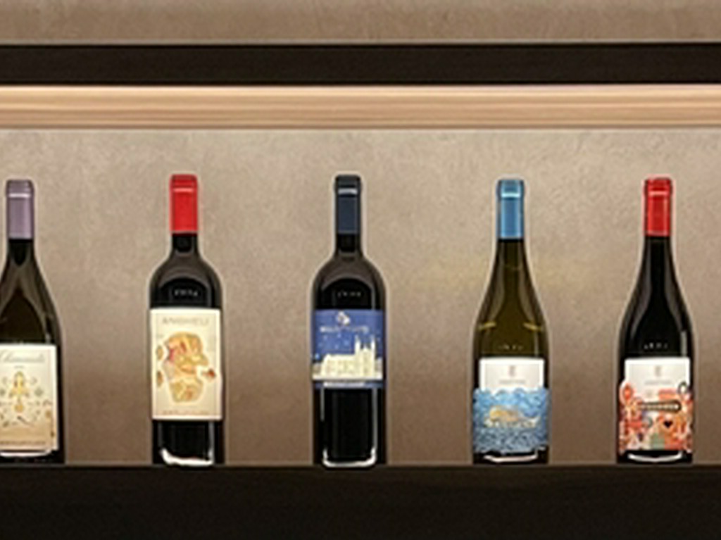 シチリアの温暖な気候が生み出す、味わい深いワイン