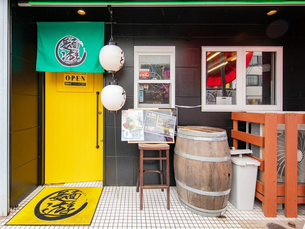 お酒の後の新たなスタイル「〆うどん」を一人で満喫