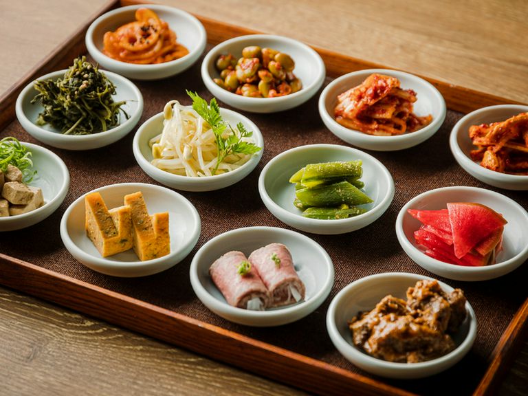 『前菜12種』（コースの一品）