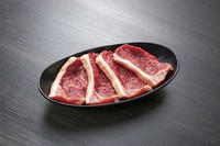 脂肪が少なく赤身が特徴