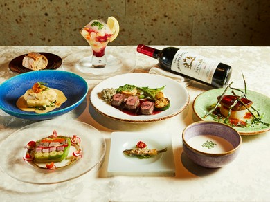 伝統×円熟の技。進化した古典フレンチを味わう『Wメインフルコース』