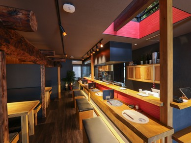 利用シーンを限定させない、和とモダンの空間