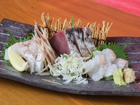 内陸部でもおいしいお魚を『刺身三点盛り』