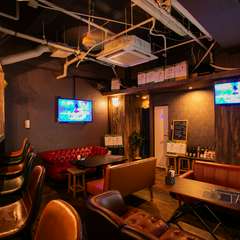 いつもの仲間とのと集合場所に、二軒目三軒目にも活躍のお店