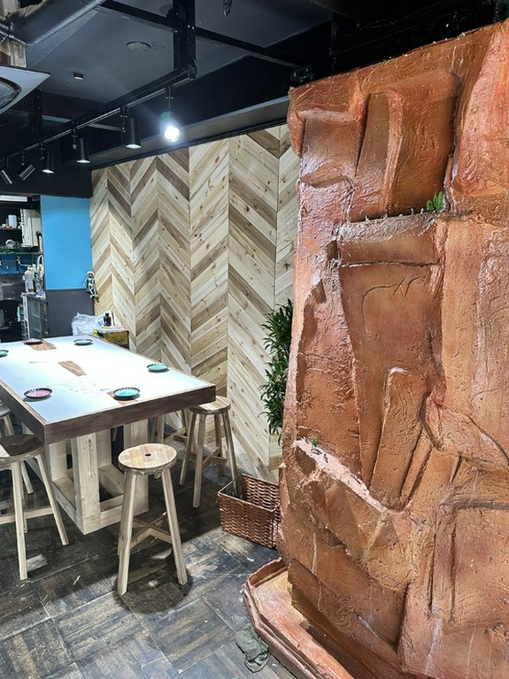 オシャレでスタイリッシュな空間。各種宴会や女子会にも最適