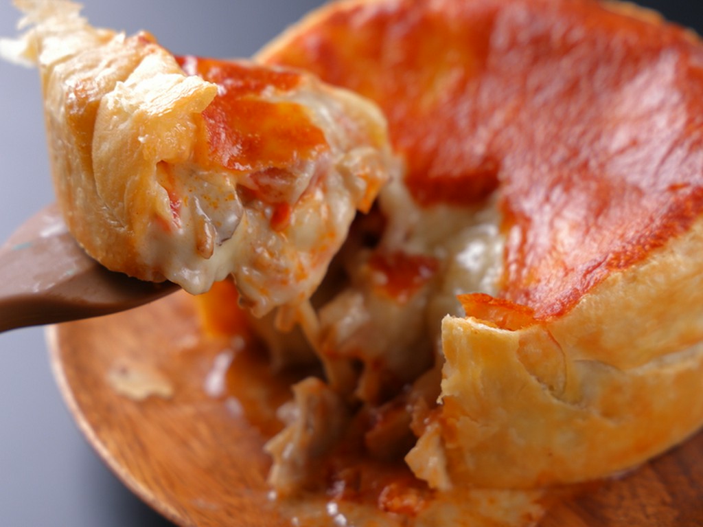 濃厚なチーズに、香りのよいバジルを合わせた『マルガリコ』