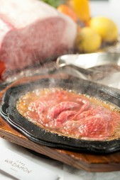 お好きなオードブルをお選び頂き、シェアもできます。