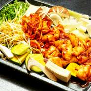 2人前～承ります

・近江牛ホルモン
・焼き野菜
（もやし、キャベツ、韓国カポチャ、エリンギ、ネギ、玉ねぎ）
・3種盛り一品
・焼きキムチ
・焼き豆腐
・テンジャンチゲ