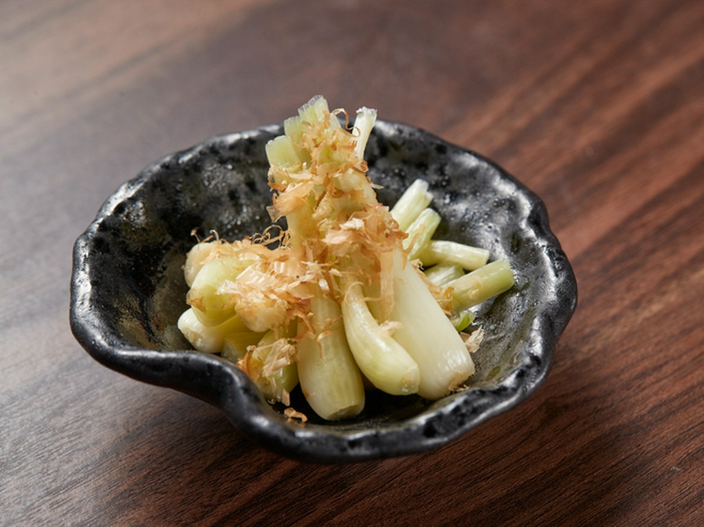 「本場の食材で食べてほしい」との思いから、沖縄直送食材が多数