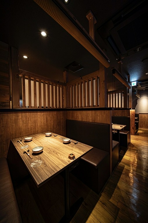 半個室にすることができるボックス席でのデートタイム