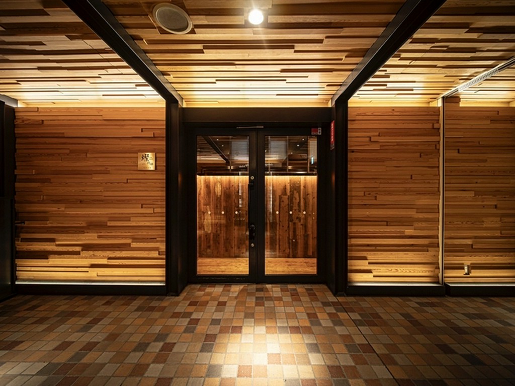 店へ入る前から漂う落ち着きと高級感