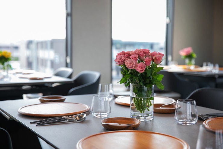 FLOWER＆FRENCH 888～HACHIMITSU～ 佐賀/フレンチ お店の特徴 | ヒトサラ