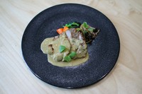 あぐー豚のロースト グリーンカレーソース