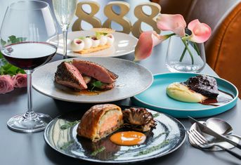 Furawaandofurenchihachimitsu