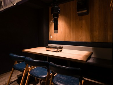 心も和やかに、上質な時間を過ごす。洗練された雰囲気の半個室