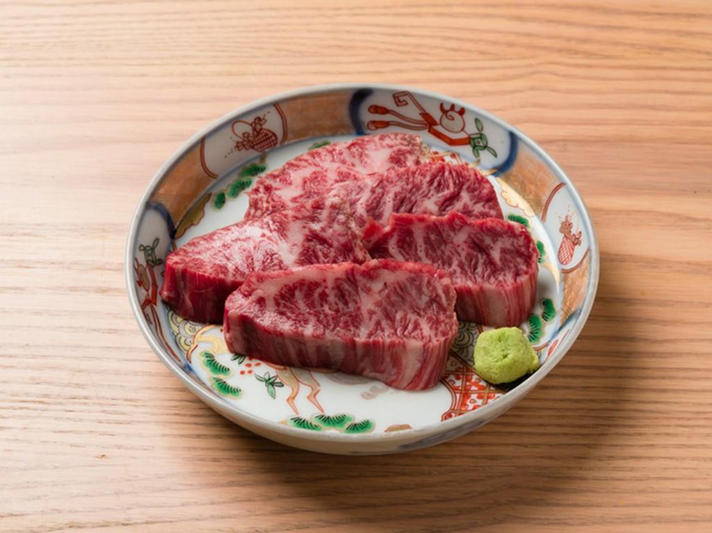 店が惚れ込んだ、希少で新鮮な肉質と味わい。目と心で選び抜いた、こだわりの一品『特上ハラミ』