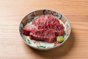 店が惚れ込んだ、希少で新鮮な肉質と味わい。目と心で選び抜いた、こだわりの一品『特上ハラミ』
