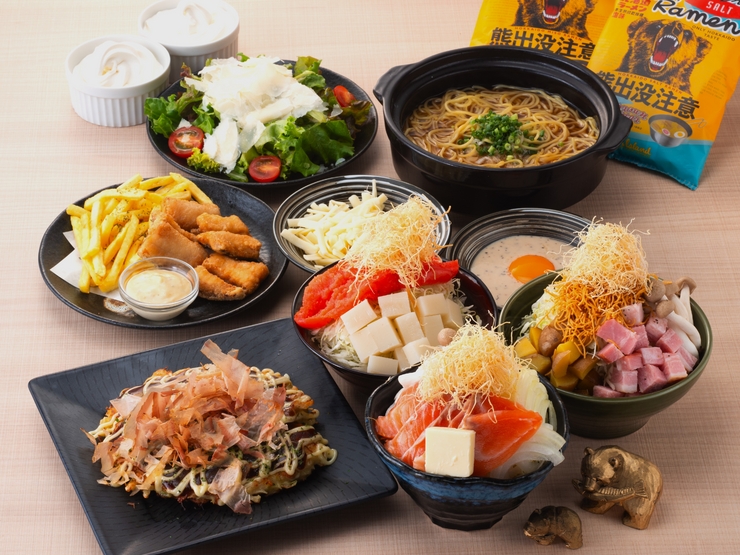 [Classic Course] Choose two popular half-size monjayaki dishes and classic pork okonomiyaki! 7 dishes in total with 2 hours of all-you-can-drink. [Early Summer Banquet]