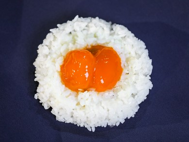 鳥海濃厚卵黄醤油漬け