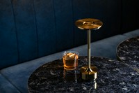 ラム酒にバナナとスパイスチャイを合わせたカクテル。ほどよい酸味もあり飲みやすい味わい。