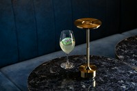 森の奥に入ったような香り・味が感じられるカクテル
『カルダモンジン』＋『ヒノキ&オレンジエッセンス』＋『ハーブ』　　 alc 15%