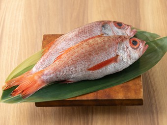 素材の旨み引き立つ『のどぐろ塩焼き／煮つけ』