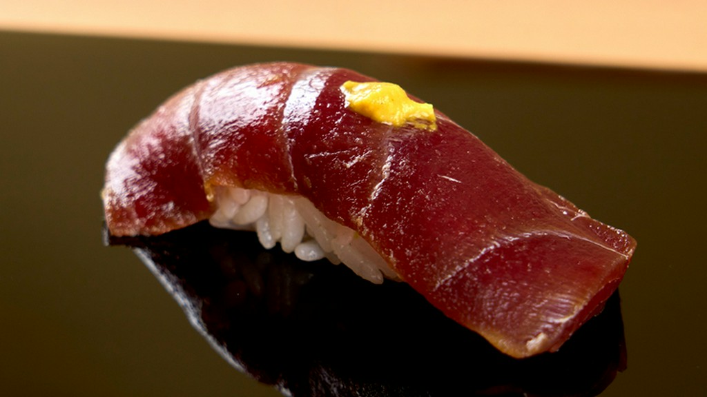 銀座の隠れ家寿司店で大切なビジネスパートナーをもてなせる