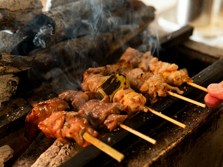 一品ずつ、丁寧に向き合って料理をつくる職人技に、うっとり舌鼓