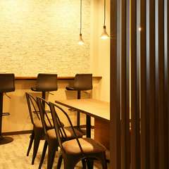 木目を取り入れたナチュラルな雰囲気にほっと心が癒やされる