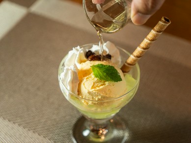 友人同士の素敵な夜を締めくくる、『〆の夜パフェ』