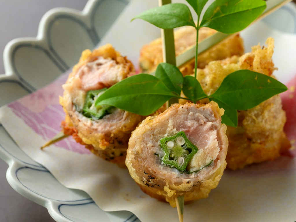 天ぷら串をはじめとした、自慢の料理です。