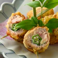 天ぷら串をはじめとした、自慢の料理です。