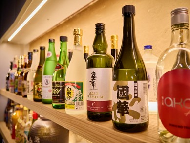 60種類以上とバリエーション豊富な泡盛がラインナップ