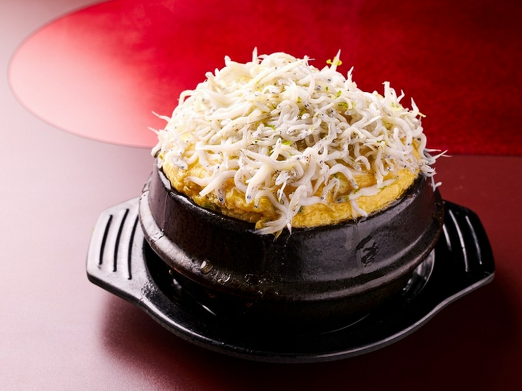 ふわふわスパイシーがやみつきに！『淡路島産 釜揚げしらすと青唐辛子のチム』