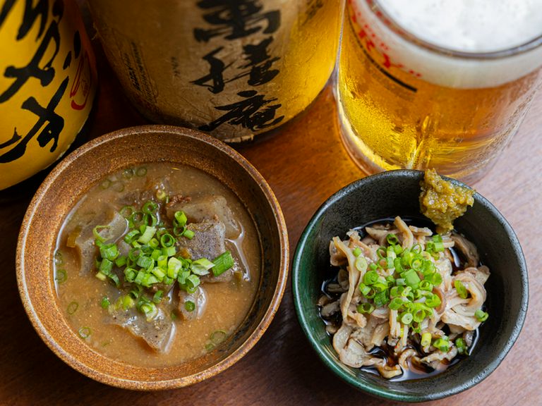 大阪新世界名物『牛すじのどてやき』