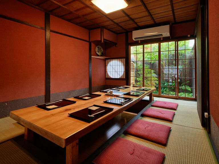 食事会や接待にも利用可能！特別感のあるオシャレな空間